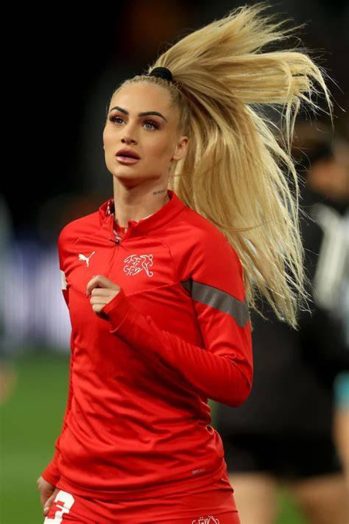 Alisha Lehmann 'World's hottest female footballer' shows off bikini