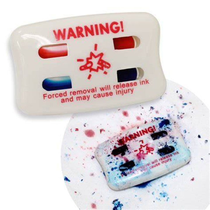 Exploding dye packs tag S.C. bank robbery suspects