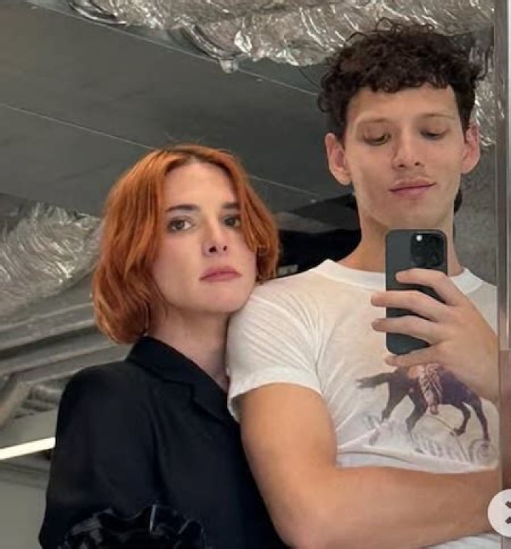 Hari Nef Boyfriend Is She Dating Jacob Bixenman?
