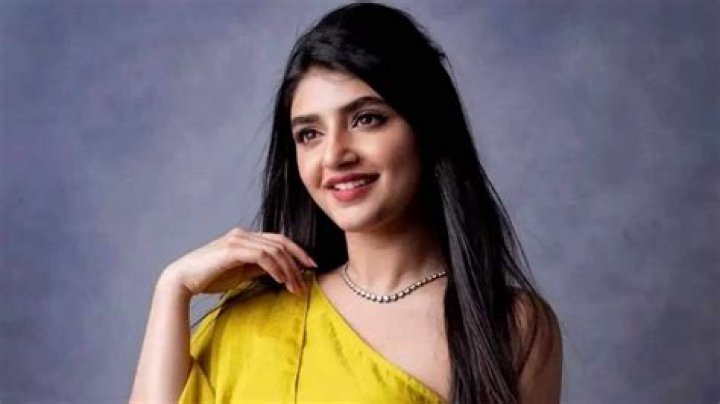 Sreeleela's Height And Weight Decoded